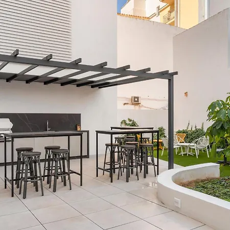 Modern Center Steps From The Appartement
