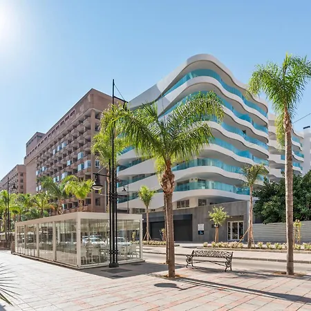 Modern Center Steps From The * Fuengirola